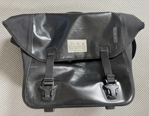 Brompton bike front bag - front,